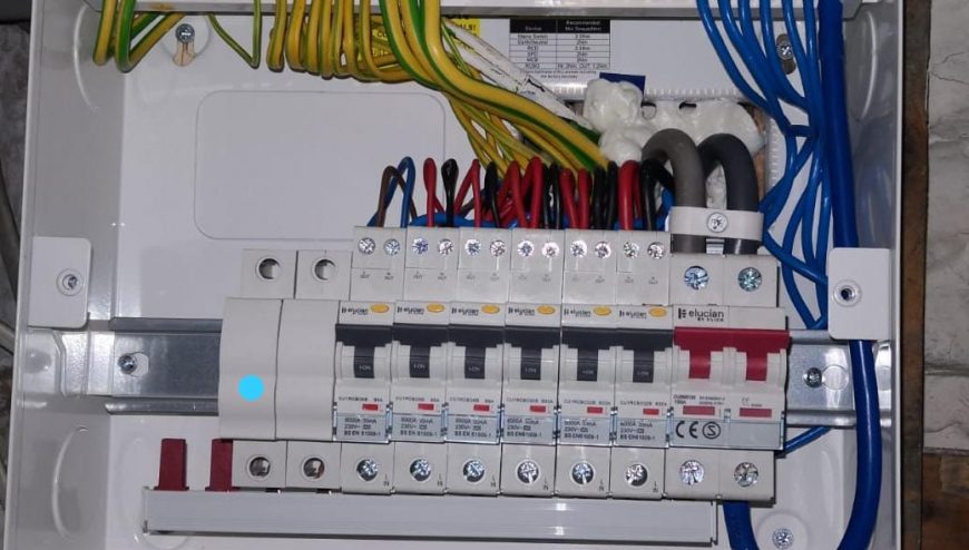 Bilwire Electrical Services Manchester Consumer Unit Upgrades. Call us now on 0333-344-6898 to get your FREE QUOTE TODAY!
